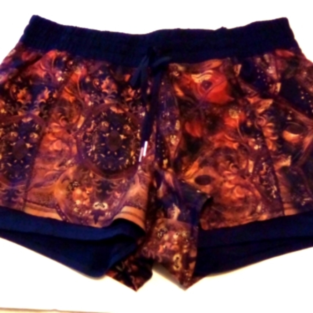 Fiery CALIA by Carrie Underwood Shorts